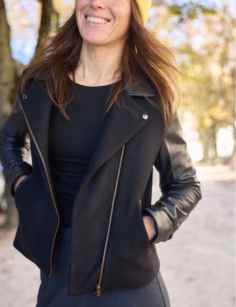 A photo of a finished Electra Jacket.