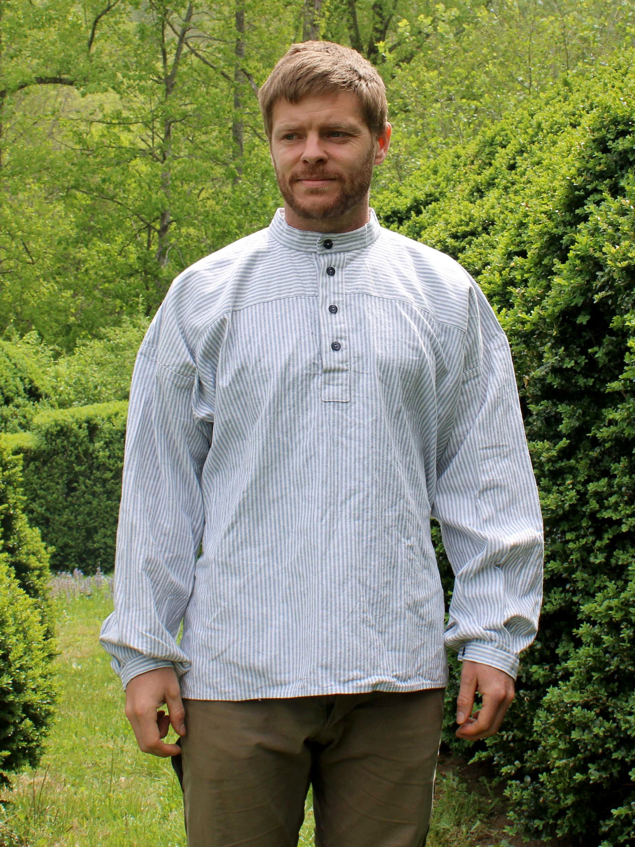 The designer's photo of a finished Norwegian Busserull Shirt 149.